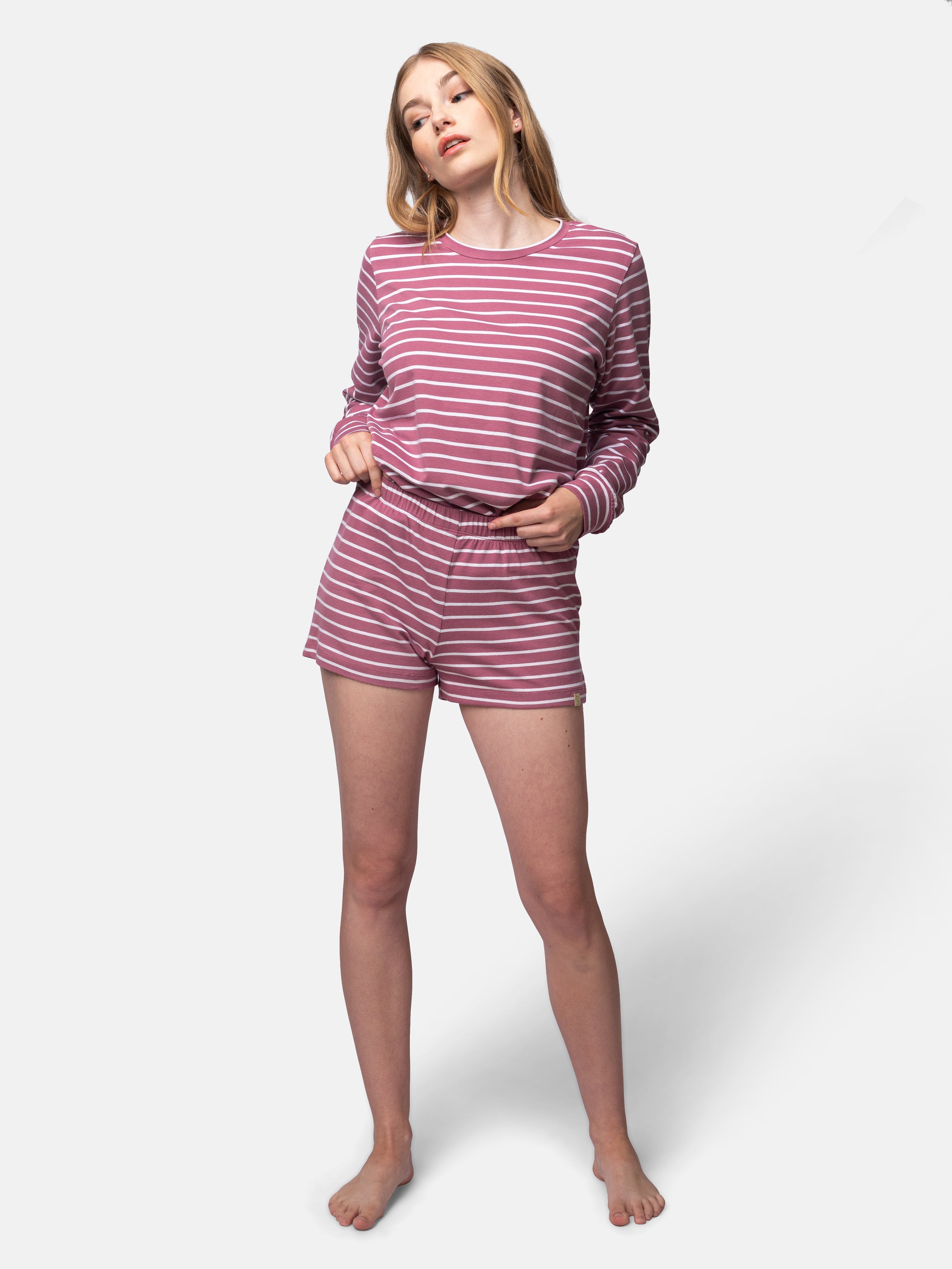 striped shorts