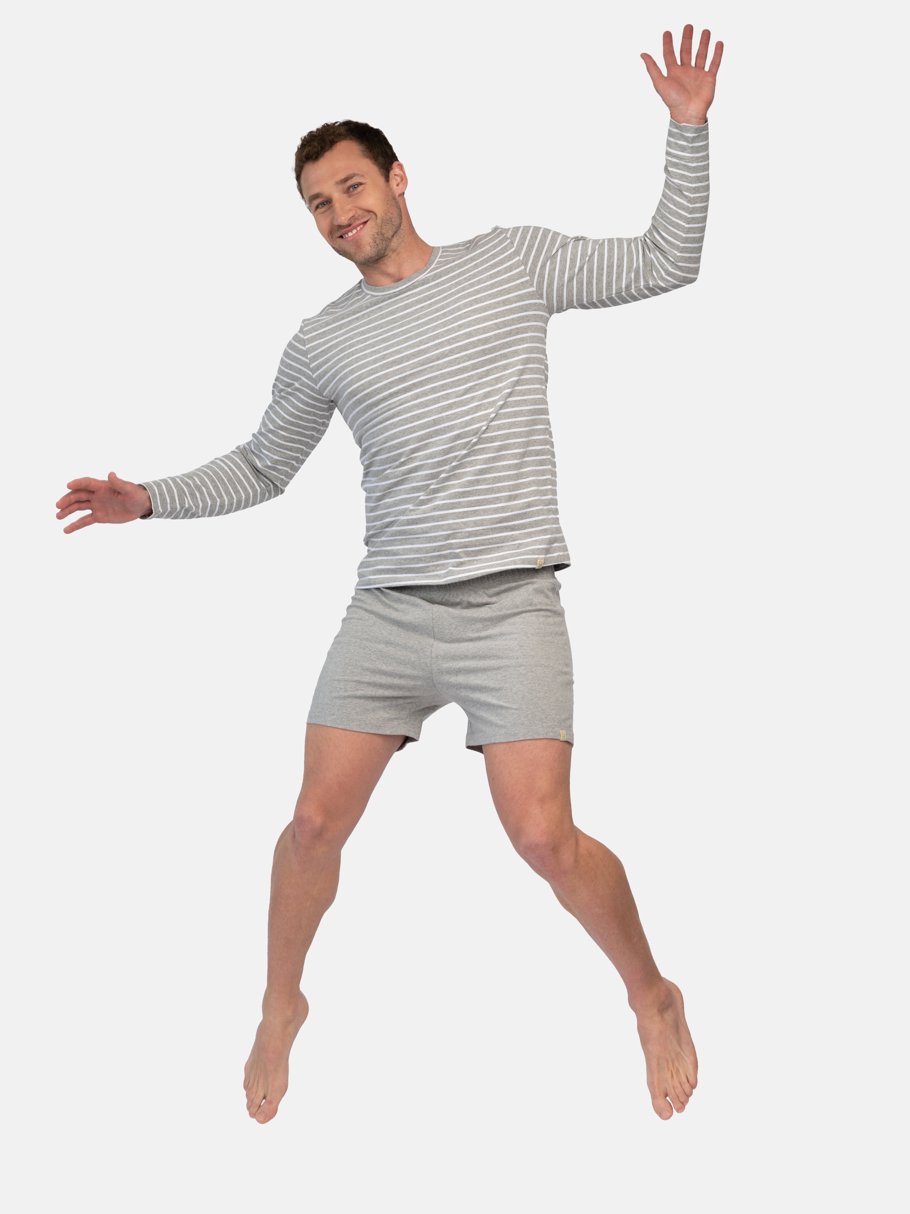 Men's long-sleeved shirt striped