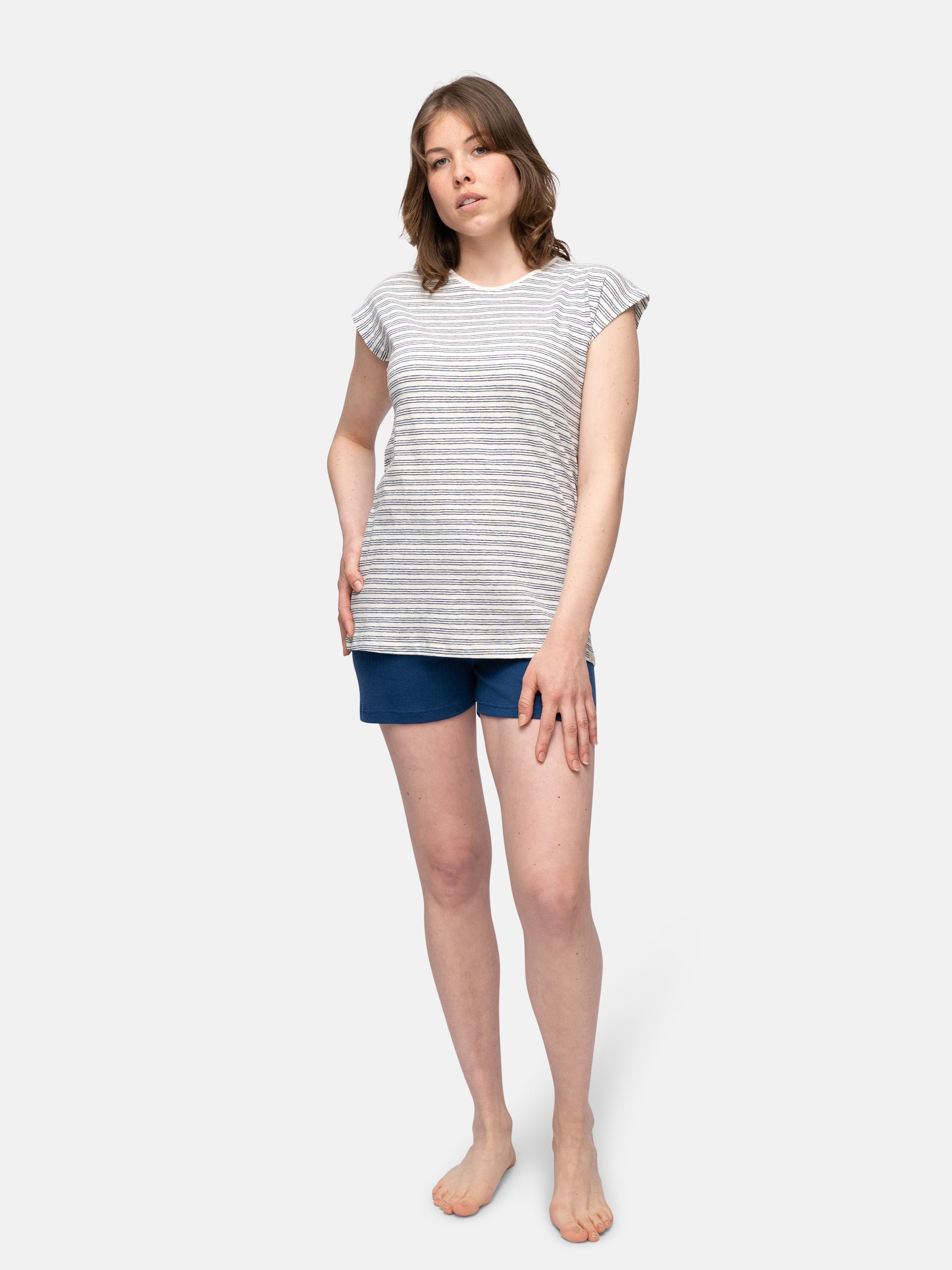 T-shirt with linen content