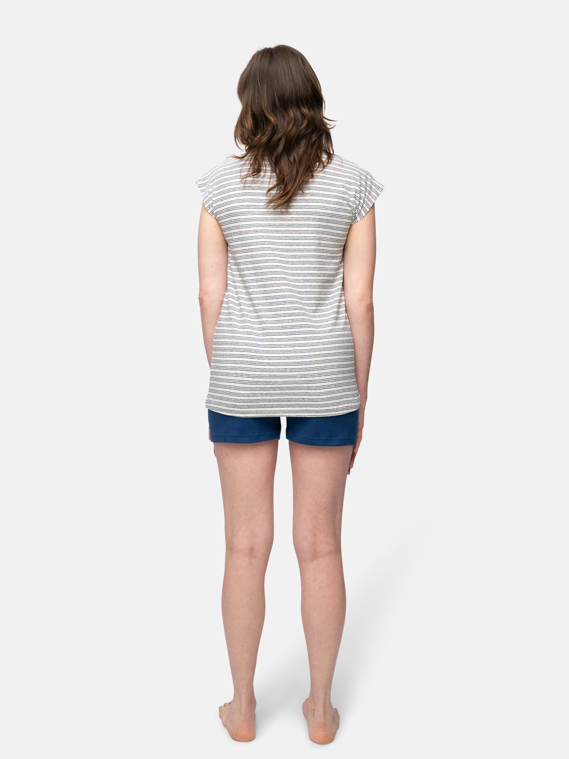 T-shirt with linen content